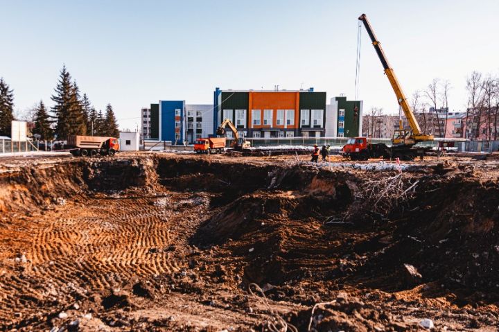 В Липецкой области приступили к масштабному и дорогостоящему проекту по строительству школ