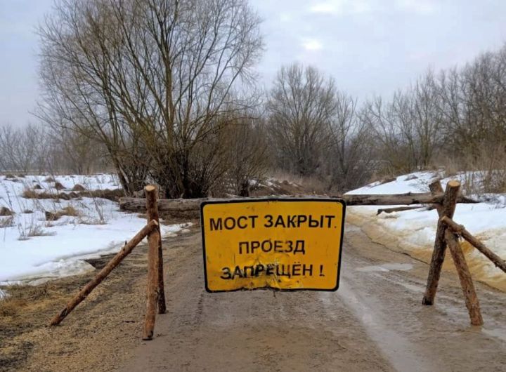 Из-за подъема воды на реках Липецкой области затопило 11 участков дорог – автомобильное движение закрыто