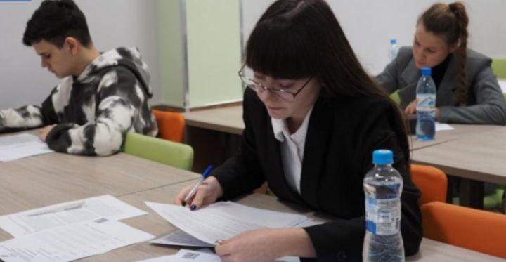 В липецких школах при атаке БПЛА отменят экзамены