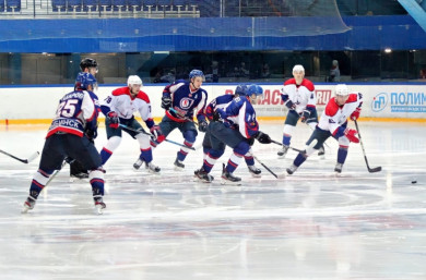 Липецкие хоккеисты привезли крупную победу из Рыбинска 
