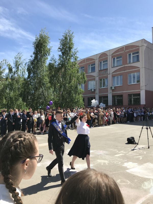 Для липецких школьников прозвучал последний звонок&nbsp;