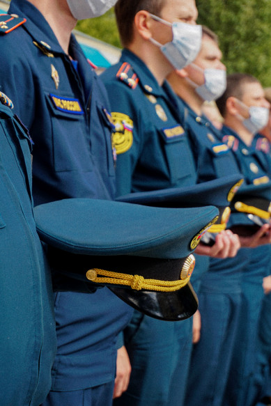 Липецкие спасатели почтили память Евгения Зиничева минутой молчания и возложением цветов