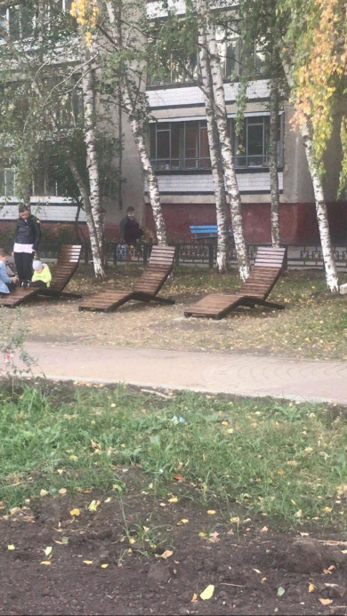 Липецкую пенсионерку удивили новые «скамейки» на бульваре Неделина