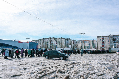 В Липецке очередь за сахаром растянулась на несколько десятков метров