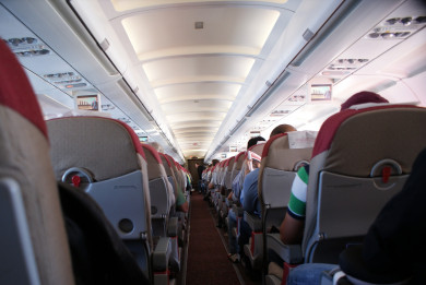 ФАС не рекомендует авиакомпаниям повышать цены на билеты