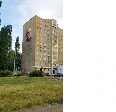 В Липецке на многоэтажке рисуют объёмное граффити