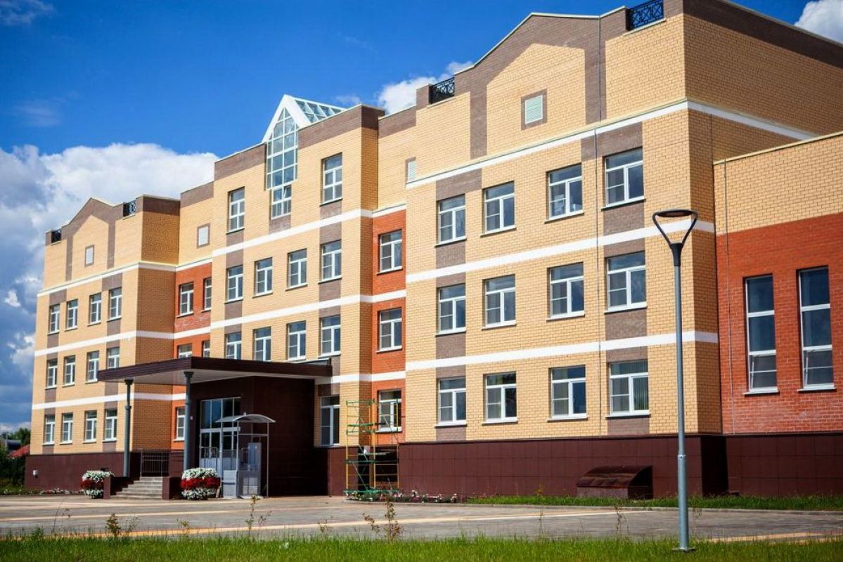 школа монтессори. в крупных городах школы. современные школы москвы. «зеленая школа», париж«зеленая школа», париж. сош 65 чебоксары.