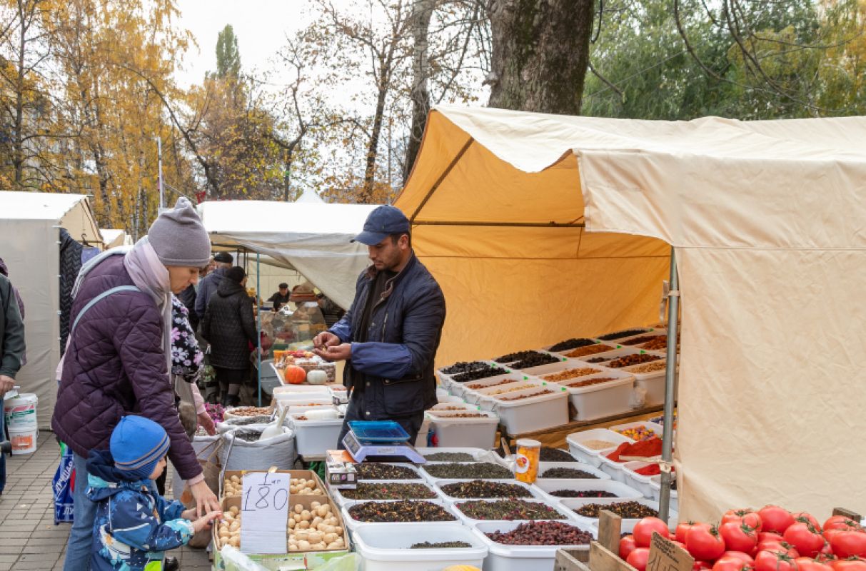 Продуктовая ярмарка. Сельскохозяйственная выставка. Состоится ли ярмарка. Ярмарка выходного дня в москве. Ярмарка в липецке.