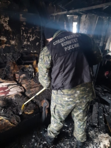 В Липецкой области  в сгоревшем доме нашли тела женщин