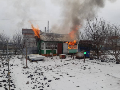 Из «Градов» обстреляли белгородский город — начался пожар