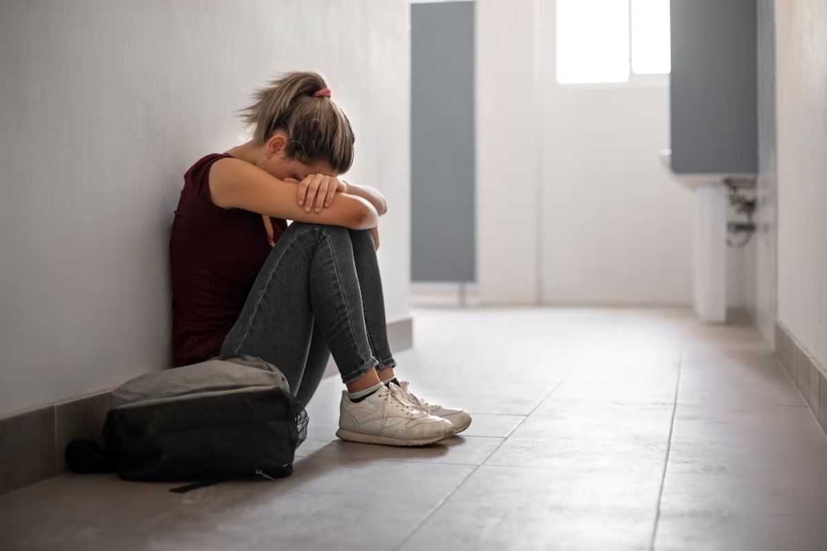 Липецкий юрист из ЛДПР подозревается в насилии над 13-летней падчерицей -  Новости Липецка
