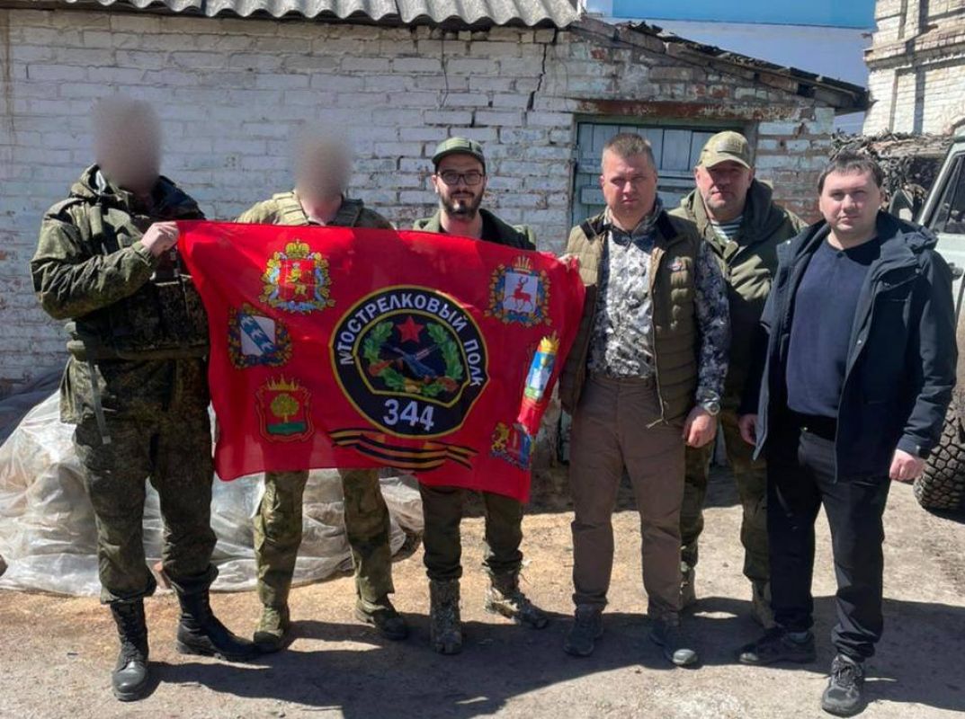 Председатель Липецкого Облсовета передал гуманитарную помощь военным