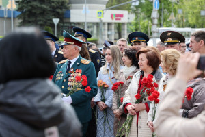 В Липецке возложили цветы к мемориалам погибшим в Великой Отечественной войне