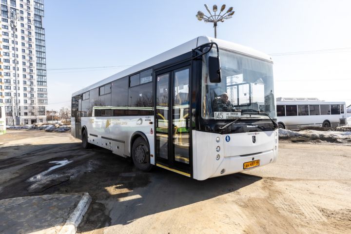 В Липецке и четырёх районах региона на маршрут выйдут новые автобусы