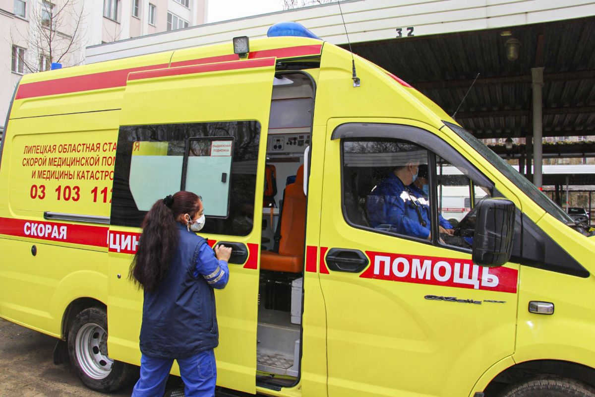 В Липецке напавшему в машине скорой помощи на полицейского алкоголику  грозит пять лет тюрьмы - Новости Липецка