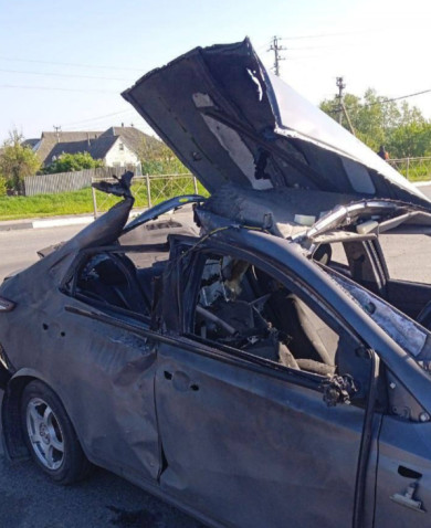 Украинский дрон-камикадзе атаковал автомобиль в Черноземье: есть пострадавший