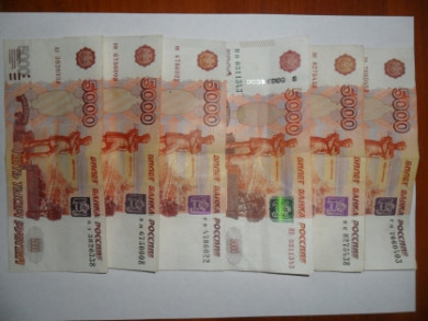 Муниципальный служащий Ельца получил взятку 1,2 млн рублей от гендиректора стройфирмы