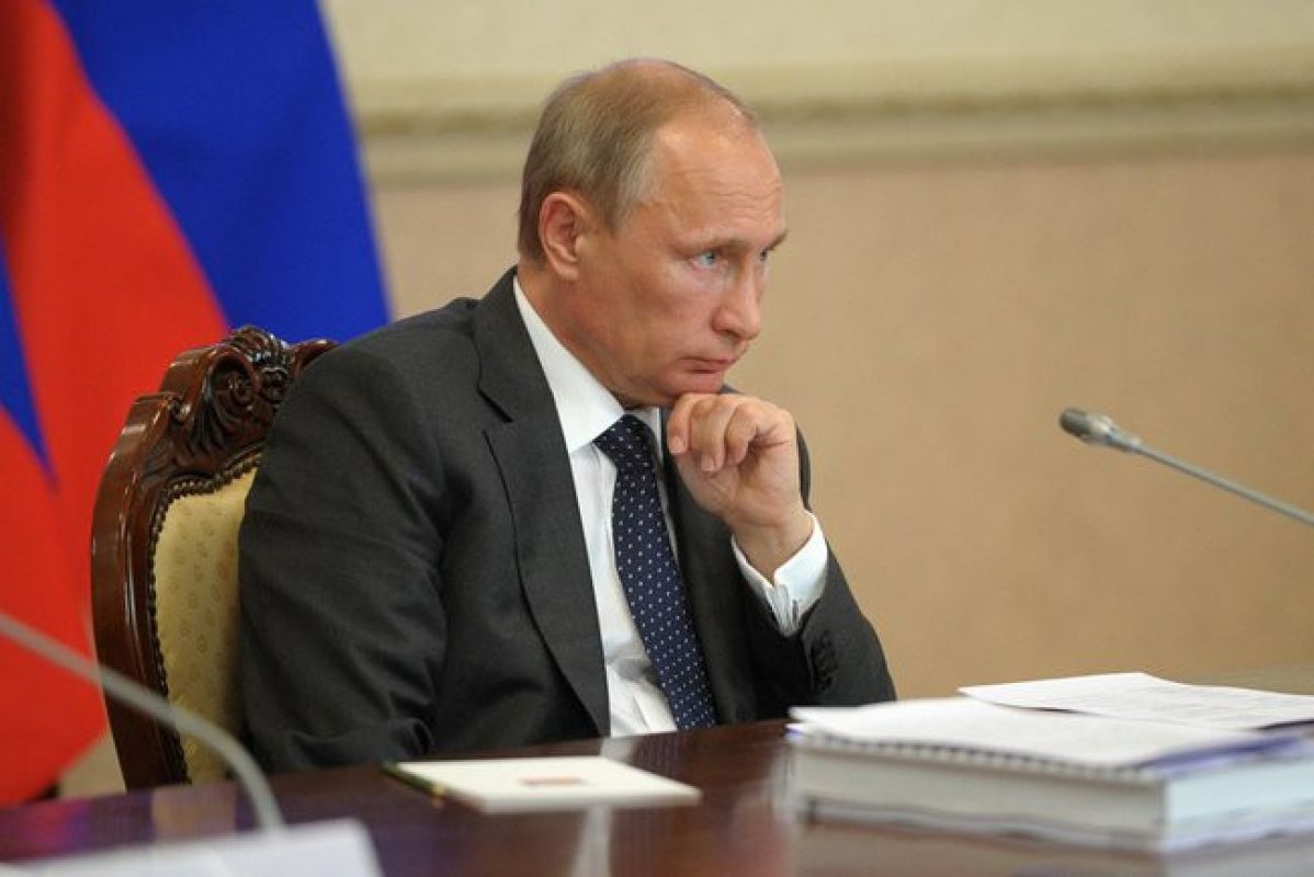 Путин предложил заменить министра обороны России