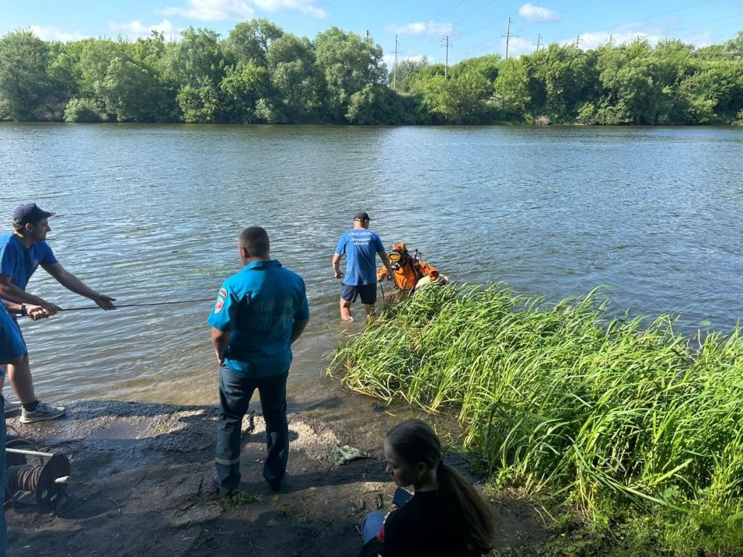 Липецкие спасатели не успели к тонущему мальчику