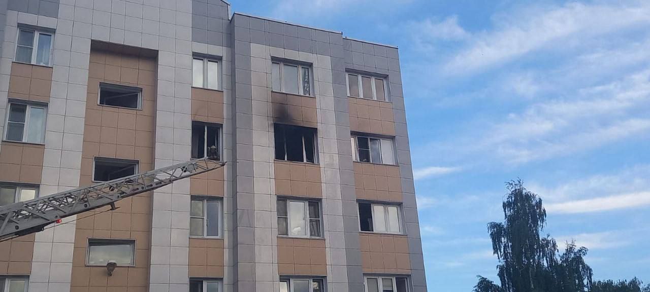 В Липецке полыхал многоквартирный дом