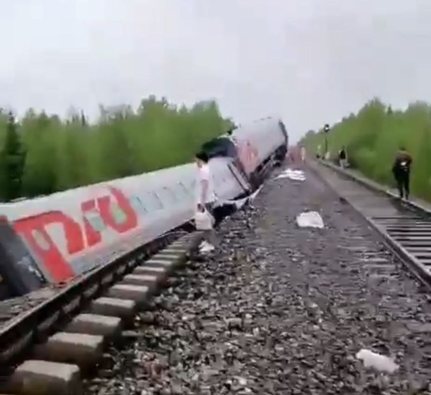 Тело девочки нашли под&nbsp;вагоном: увеличилось число жертв ужасной катастрофы на&nbsp;ж/д путях