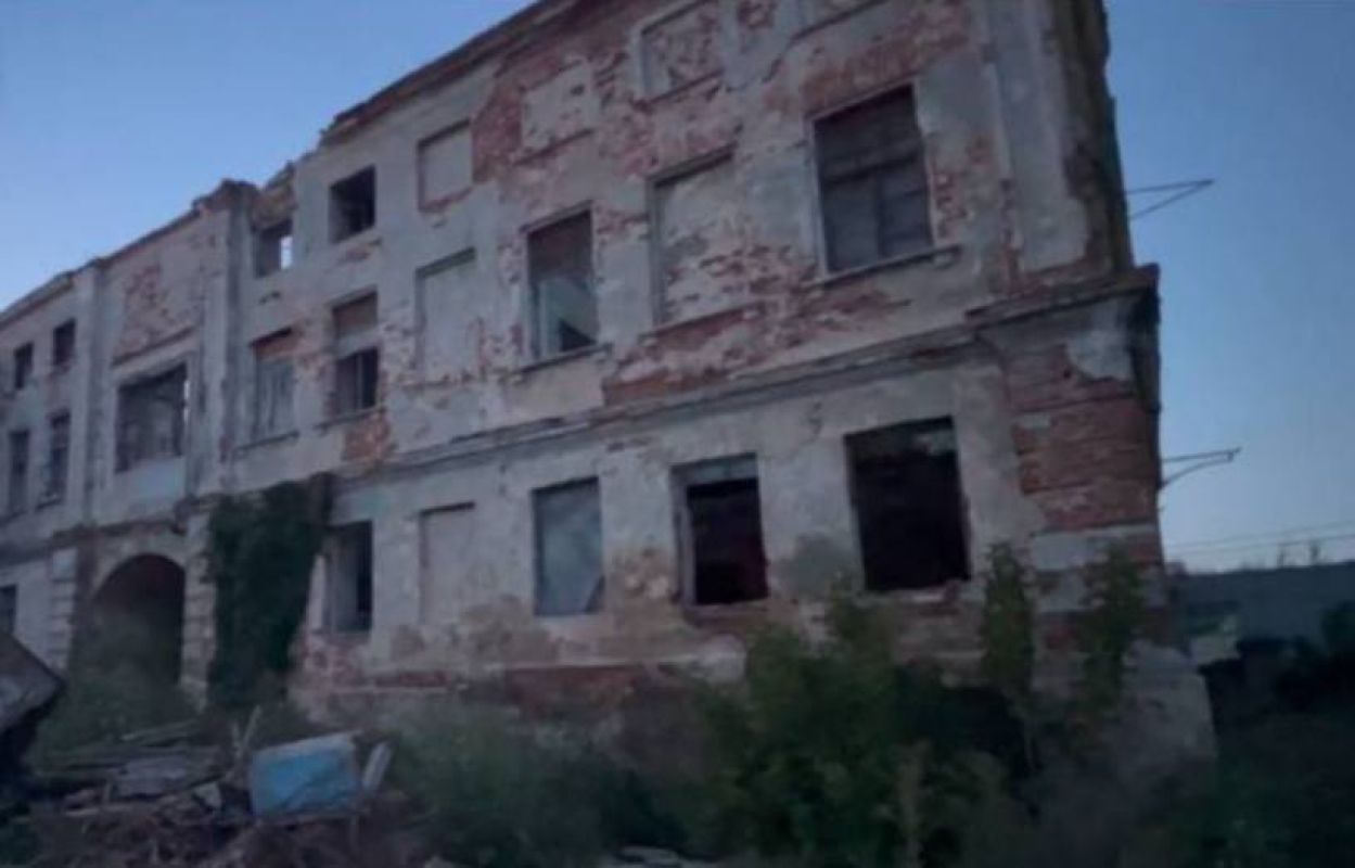 В Ельце разрушается уникальный памятник культуры