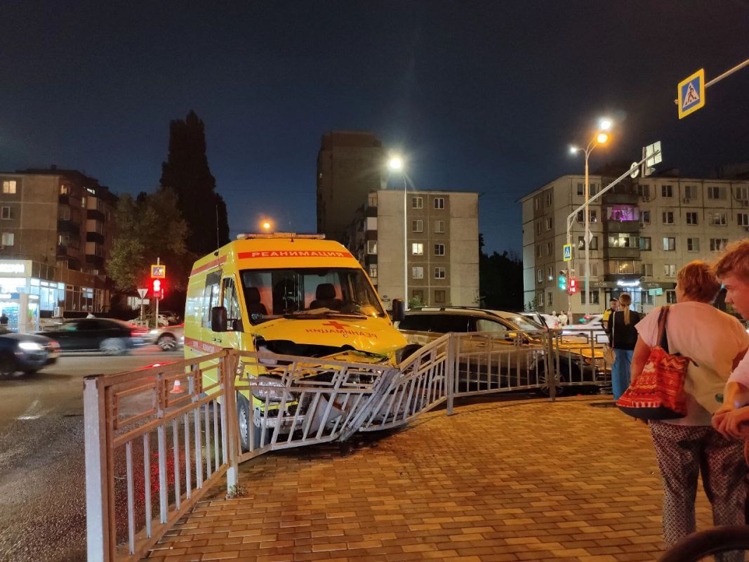Ехавшая на помощь пострадавшему в ДТП ребенку скорая в Липецке сама попала в аварию