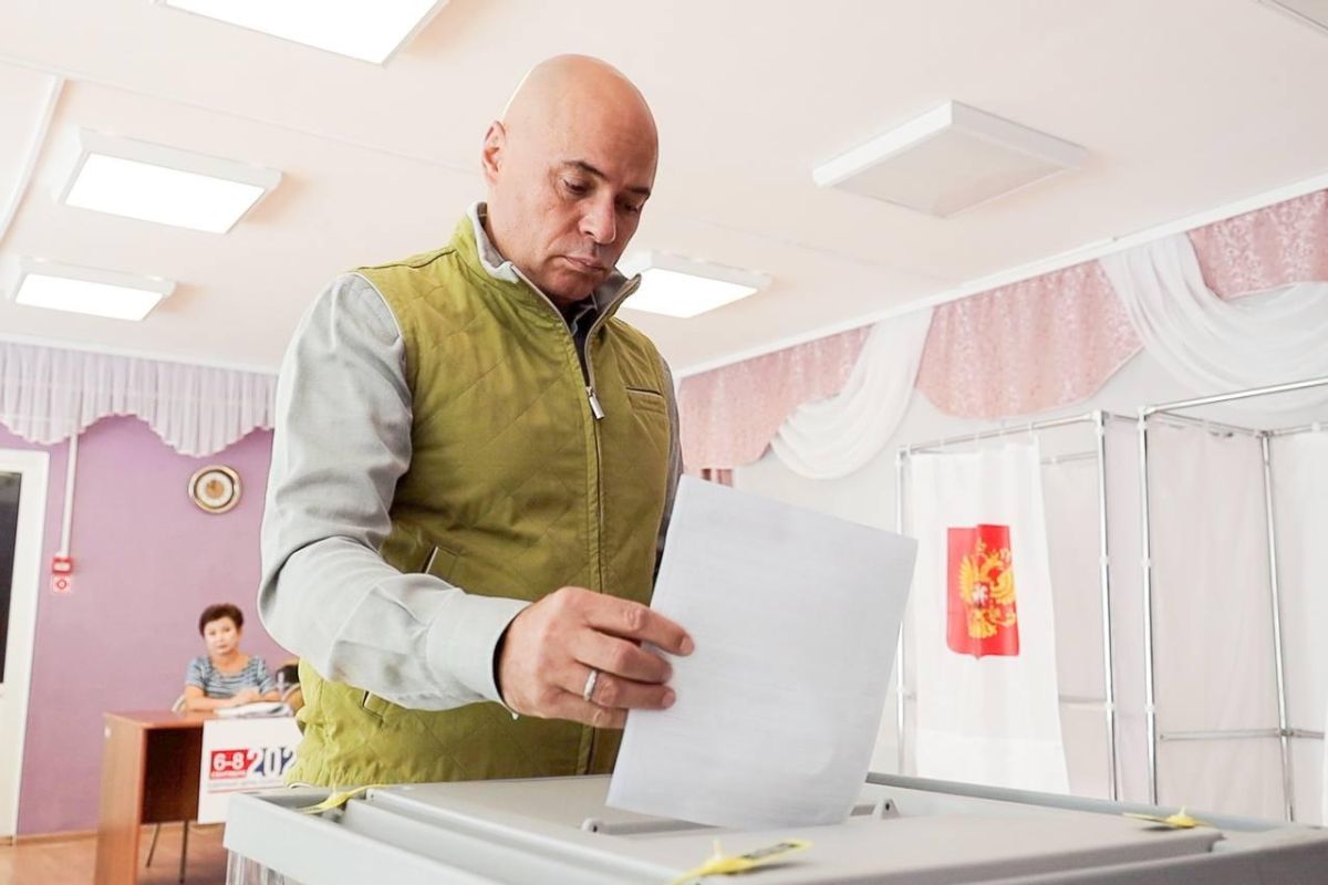 Выборы губернатора в Липецке: в голосовании поучаствовал Игорь Артамонов