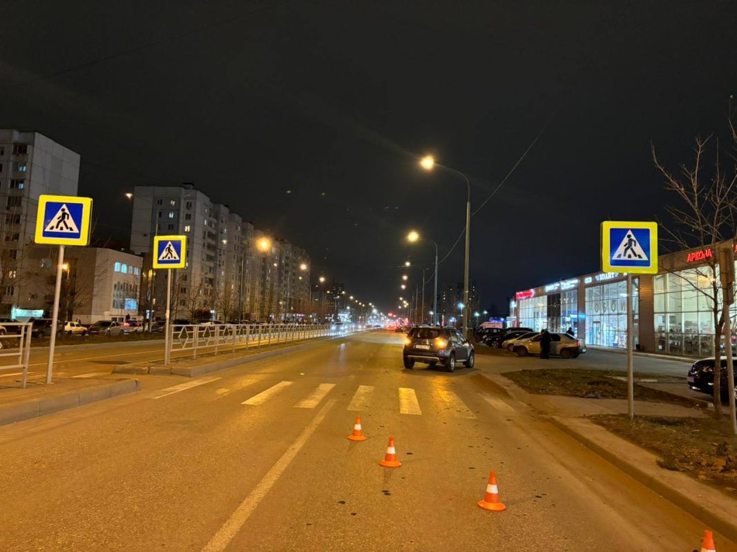 Липецкую школьницу на зебре сбила легковушка