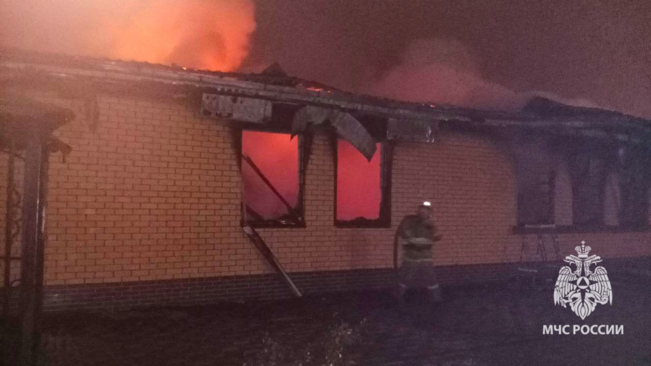В Липецкой области мужчина погиб в горящем доме
