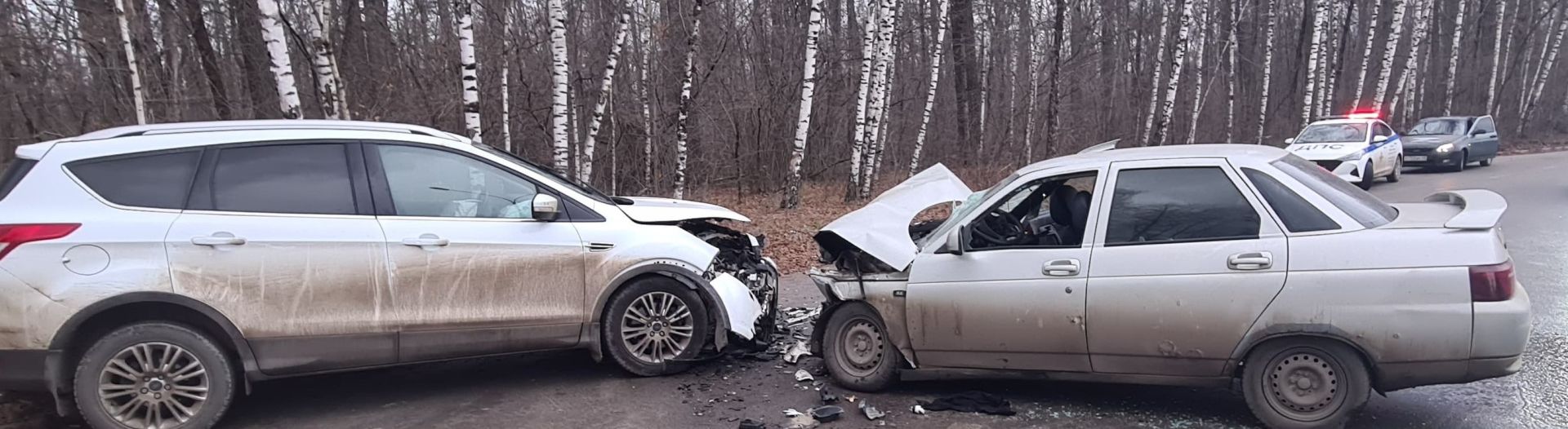 В Липецке три человека пострадали в столкновении двух машин