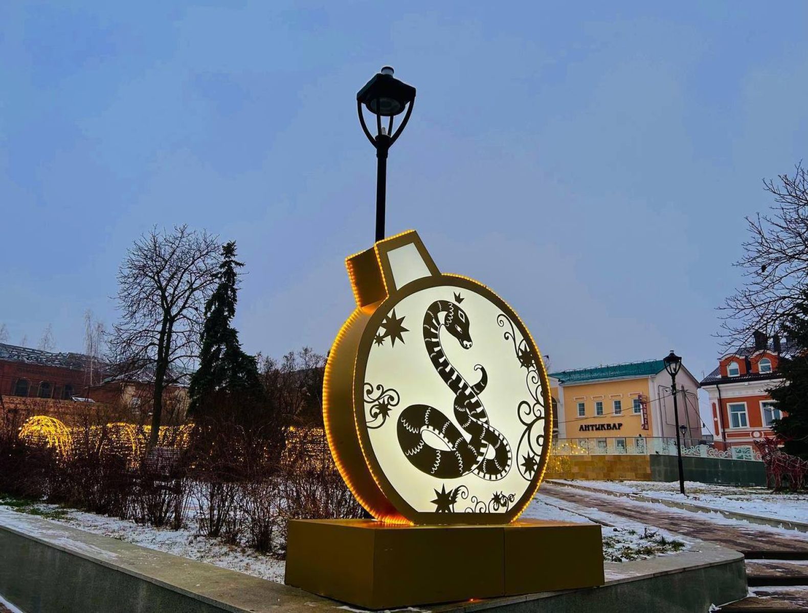 В Ельце появился символ 2025 года