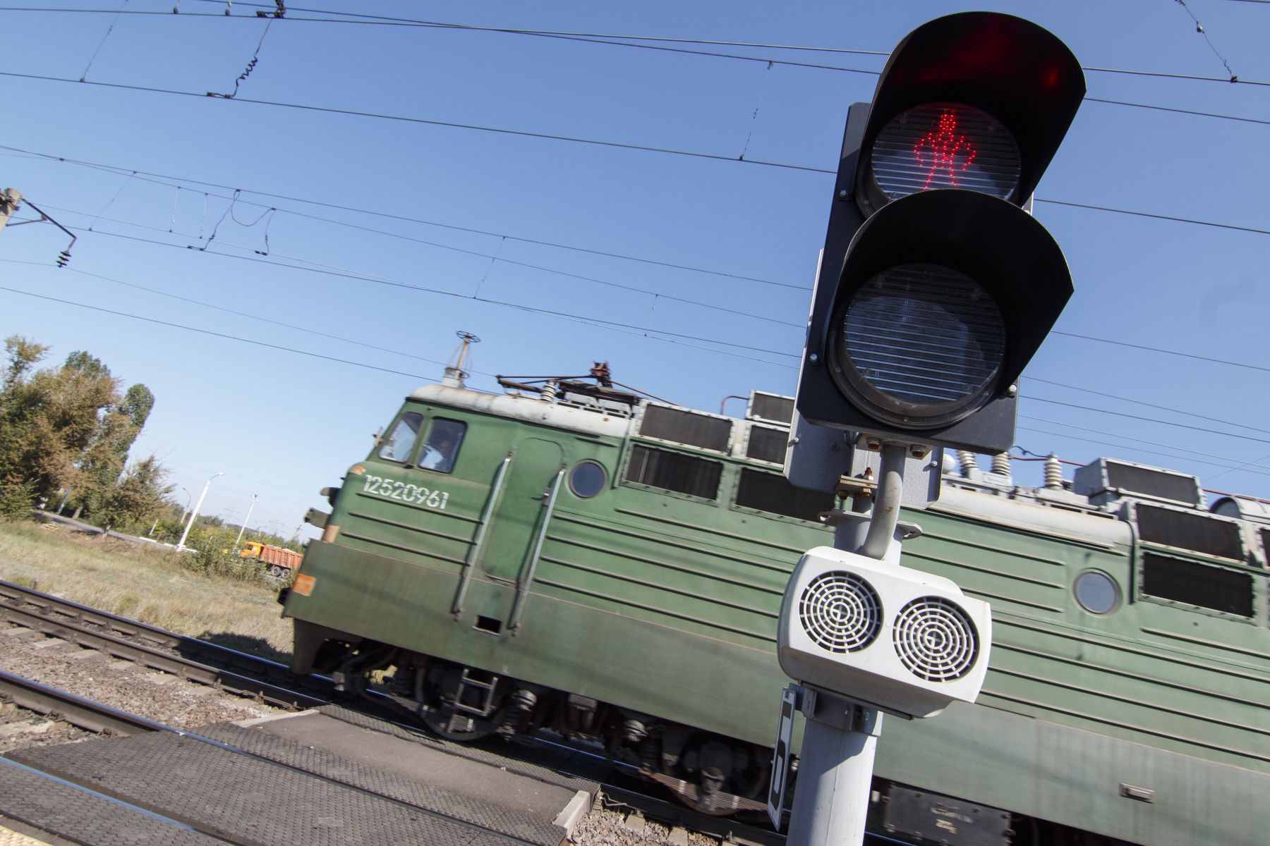 В Ельце организуют реверсивное движение через железнодорожный переезд