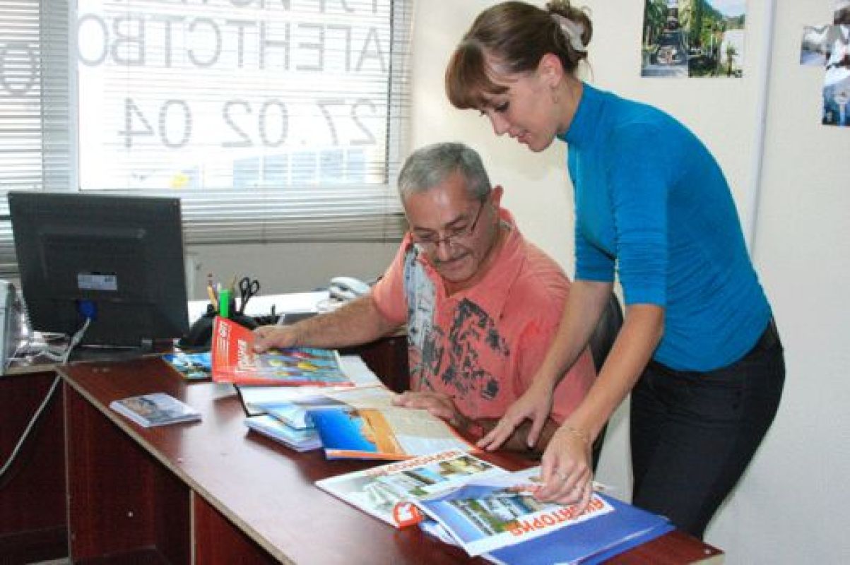 ­­­­­«В ближнее закордонье не желаете?»  — «Дорого. Украина тоже всё в долларах считает»