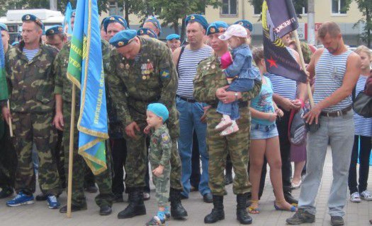 Мэр Липецка надеется на сознательность десантников