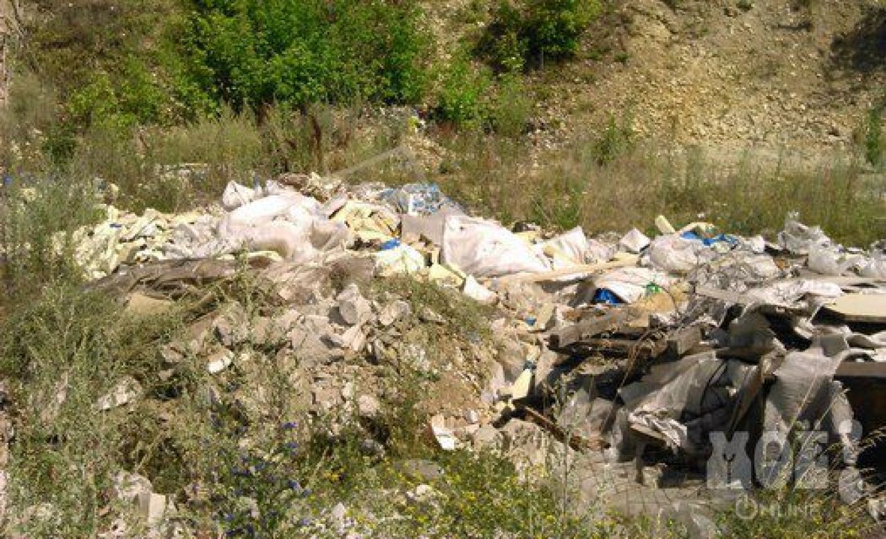 Ядовитые химикаты под Липецком грозят экологической катастрофой