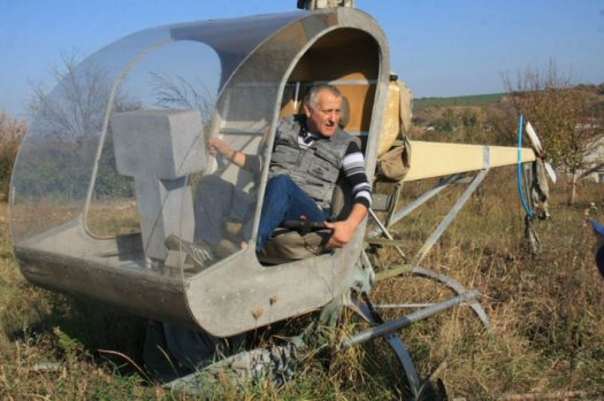 Двигатель от «Субару» 120 лошадей, а винты из стеклопластика изобретатель клеил сам