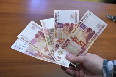 В Липецке начальник, который 5 месяцев не платил зарплату, оштрафован на 150 тысяч рублей
