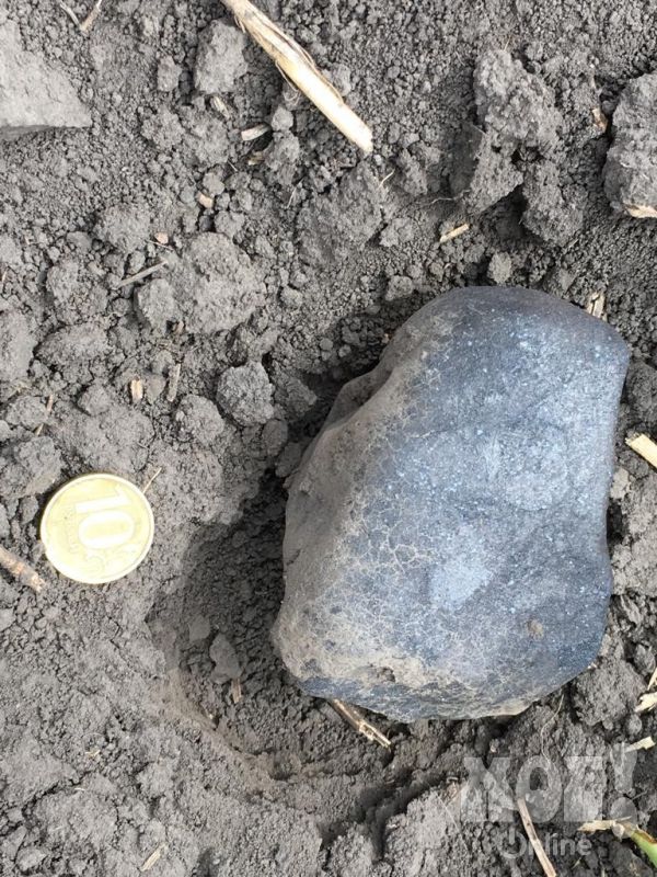 Уральские учёные уезжают с места падения метеорита, на котором нашли уже 9 его фрагментов