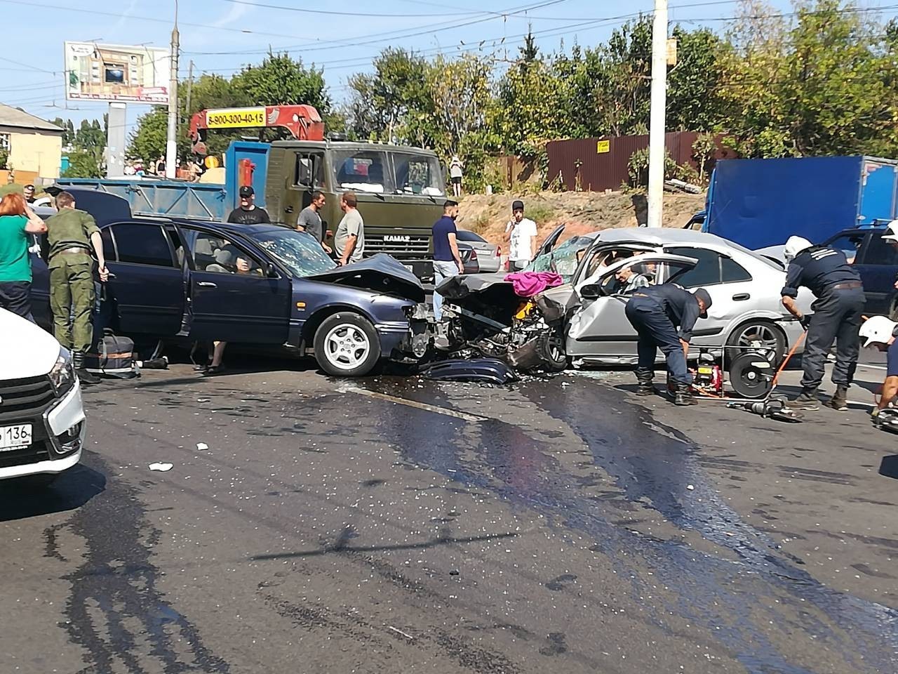 Пострадавший виновник дтп. Авария на ваях в Воронеже.