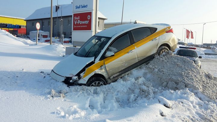 Яндекс такси жуткие аварии