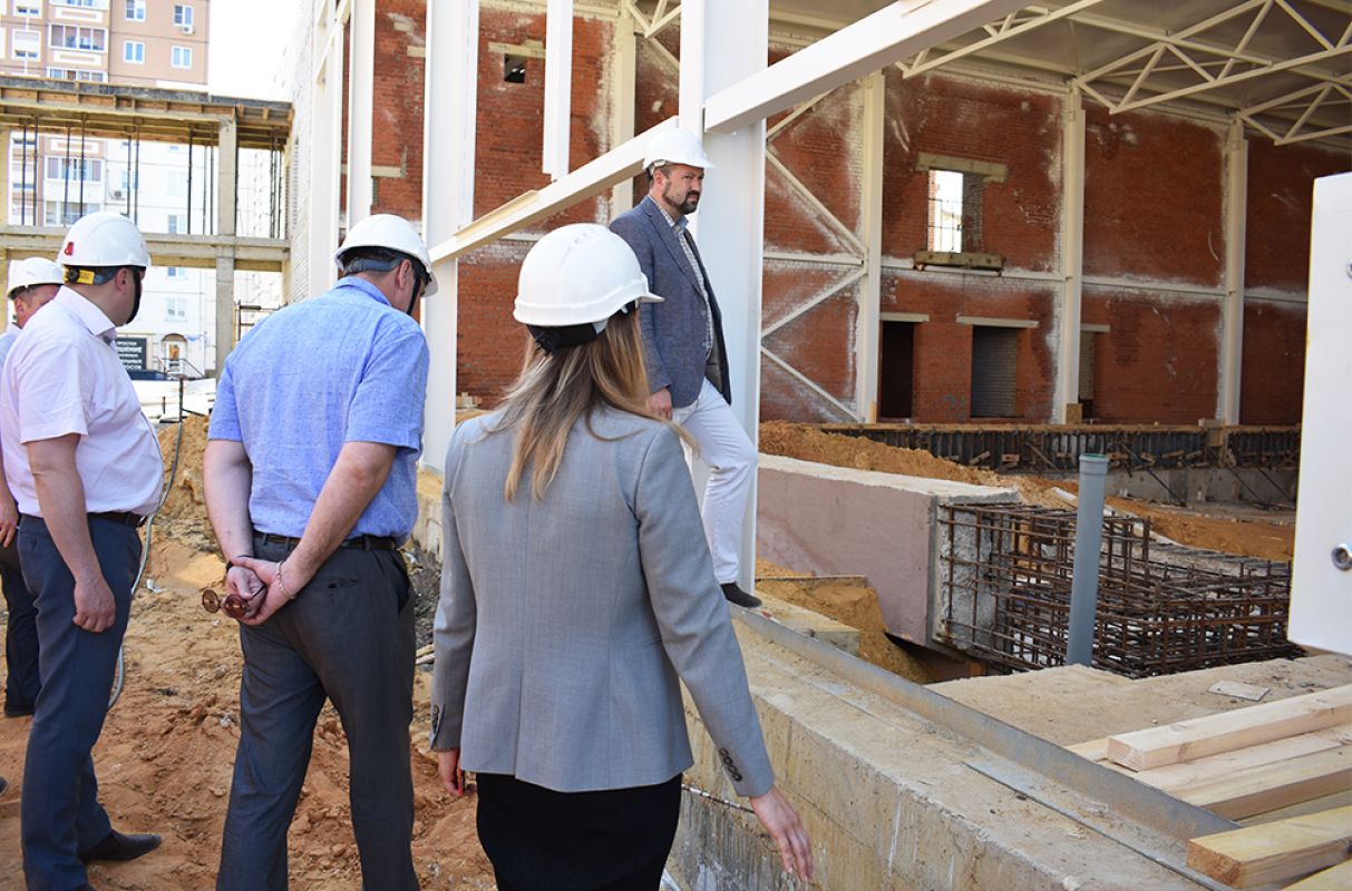 строительство школы подрядчик