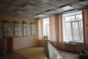 В Липецке из-за прорыва трубы кипятком затопило школу
