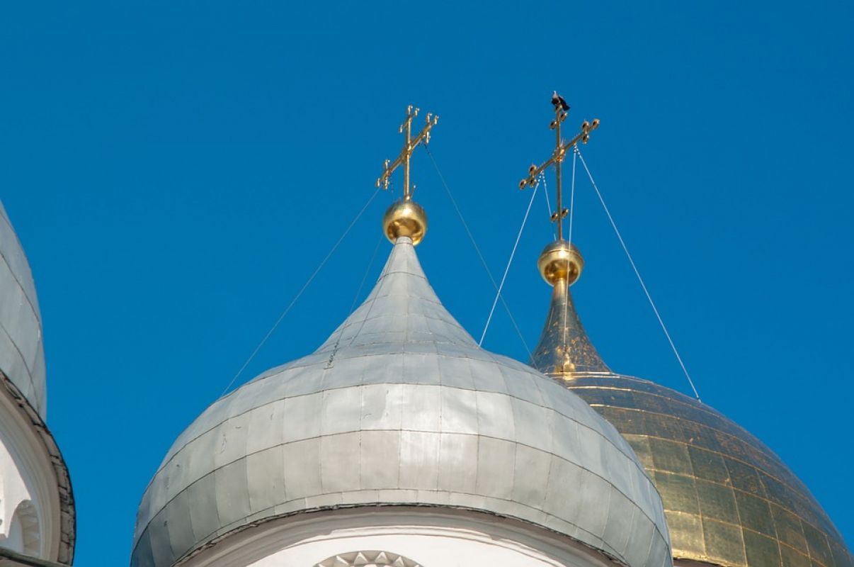 В Ельце на стене православного храма нарисовали пентаграмму - Новости  Липецка