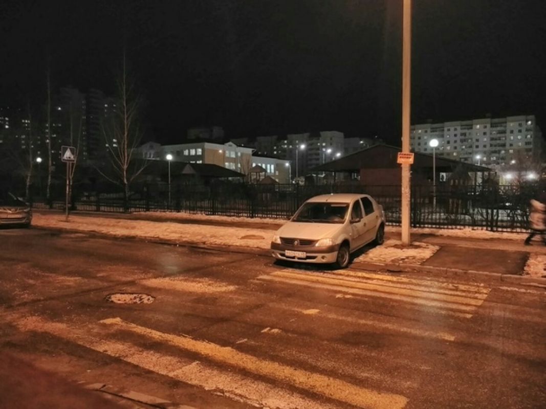 Жителей улицы Теперика возмутила парковка соседа - Новости Липецка